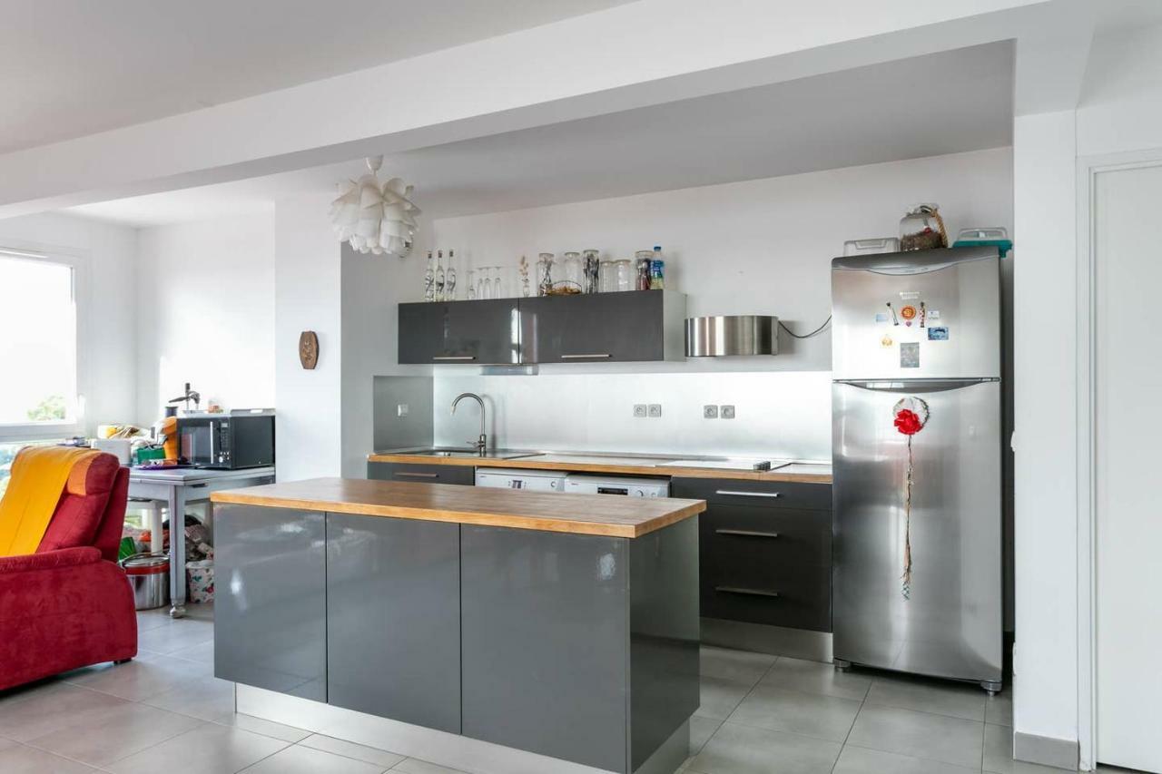 "Bien Vivre Ensemble" Aux Marches Du Soleil - Chambres Privees Chez L'Habitant Dans Appartement Partage Сет Екстериор снимка